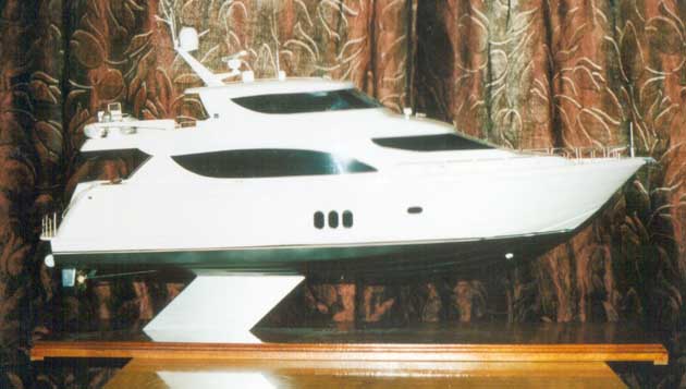 модель современной яхты